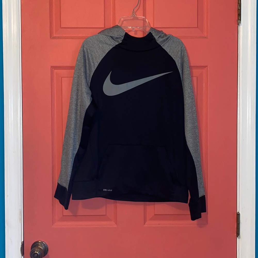 Nike Black and Gray Sweatshirt (Boys XL)